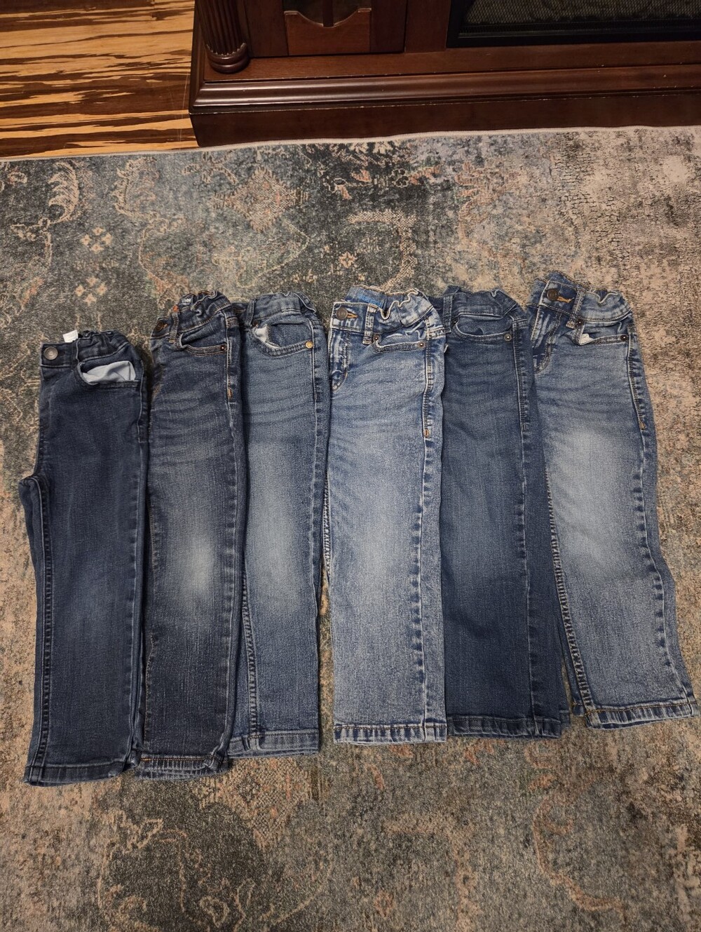 6 pair Boys jeans various brands 4t/4